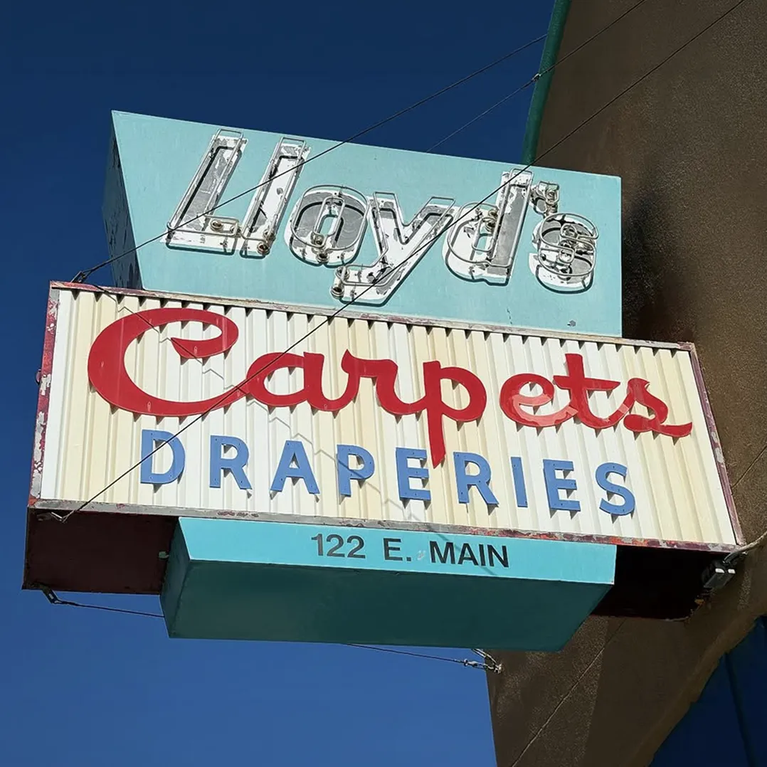 Lloyd's Signage